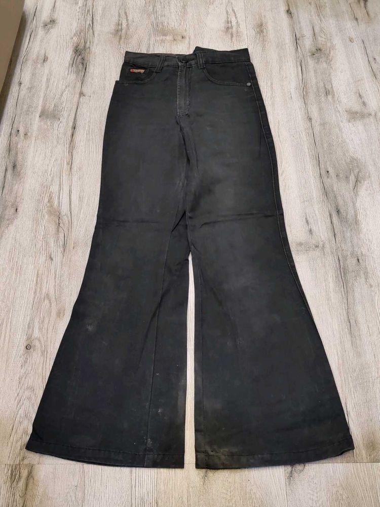 Ma2143 Sabrin bootcut jeans waist 24 inches