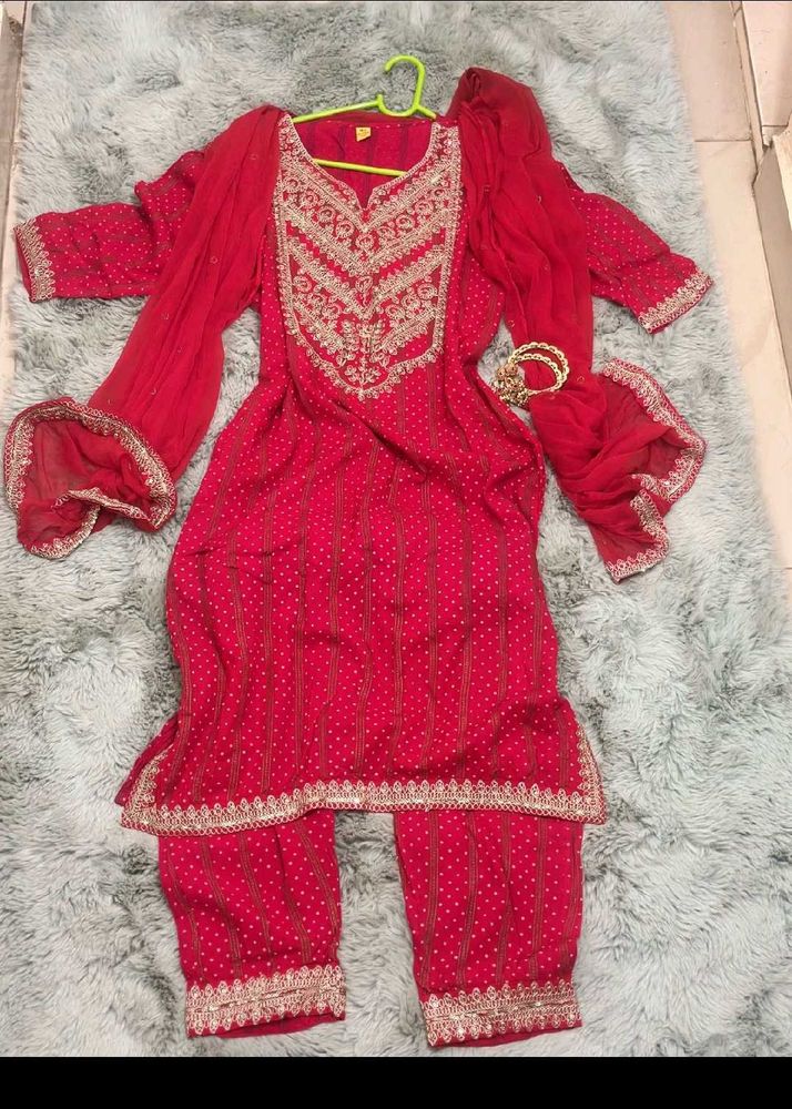 Libas Set🔥🔥 XL Kurti With Pant And Dupatta