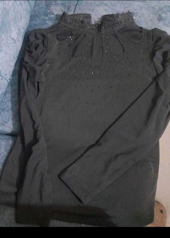 4 tops in 700 combo offer