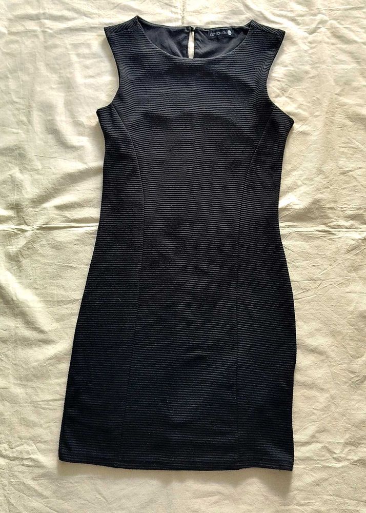 BODYCON DRESS