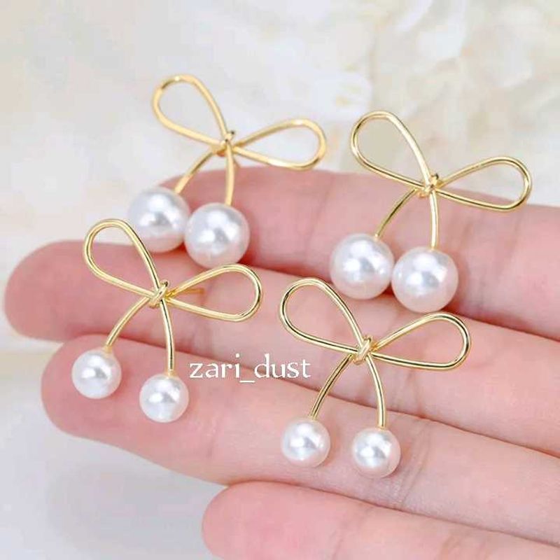 Pearl Bow Earrings