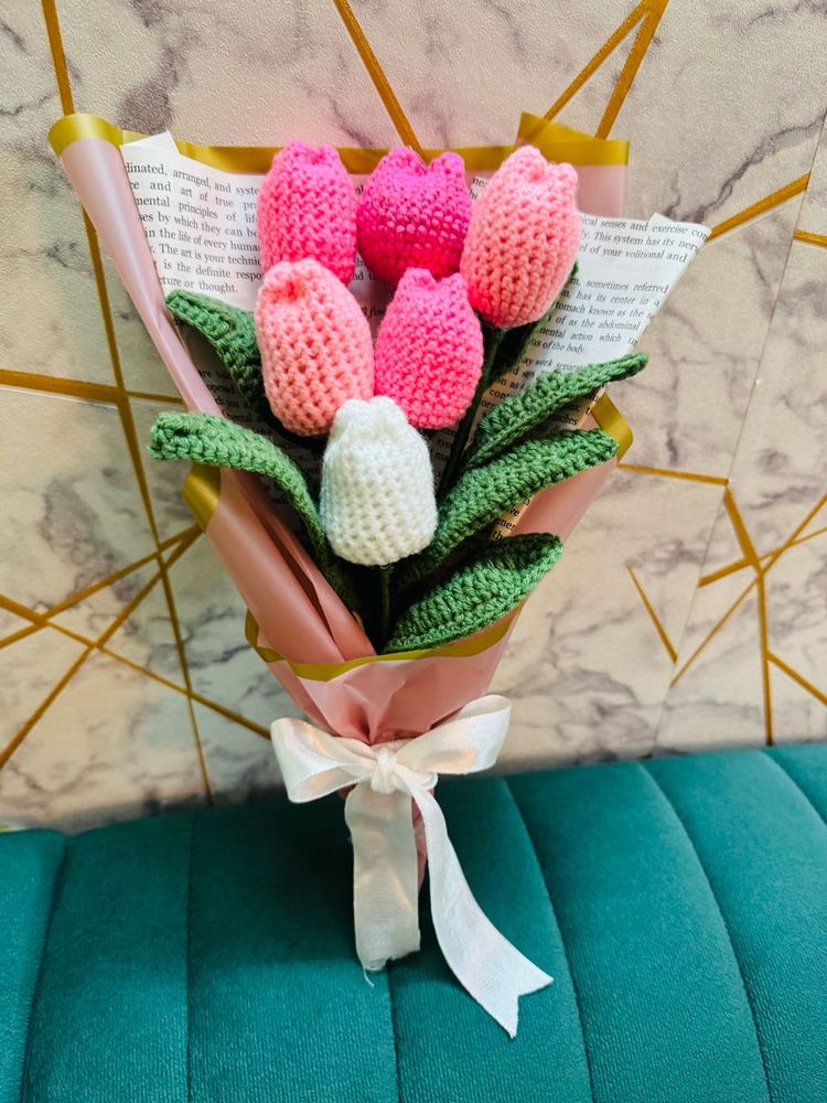 Crochet Tulip Bouquet