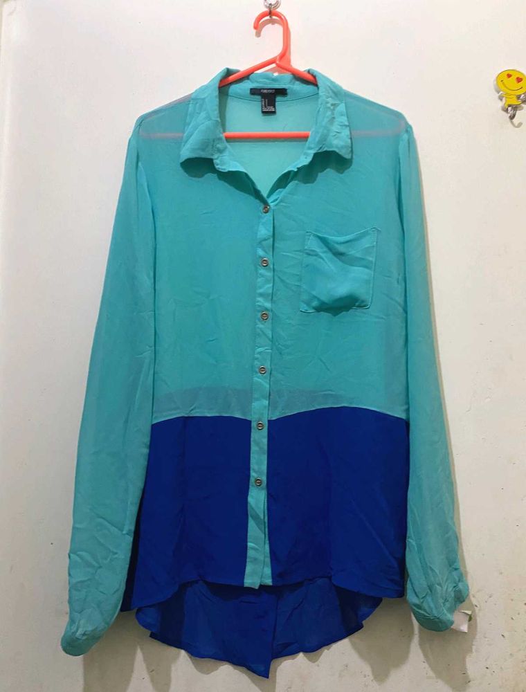 Chic Two-Tone Blouse till 40 can wear