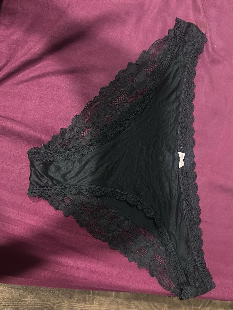 Black Lace Panties