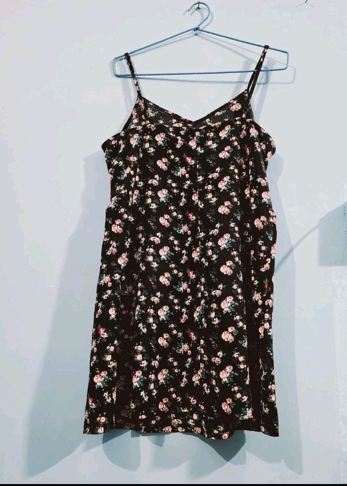 H&amp;M Summer Dress 🖤