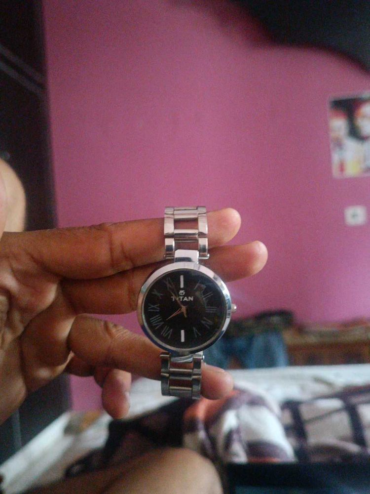 Very Good Condition Titan Watch