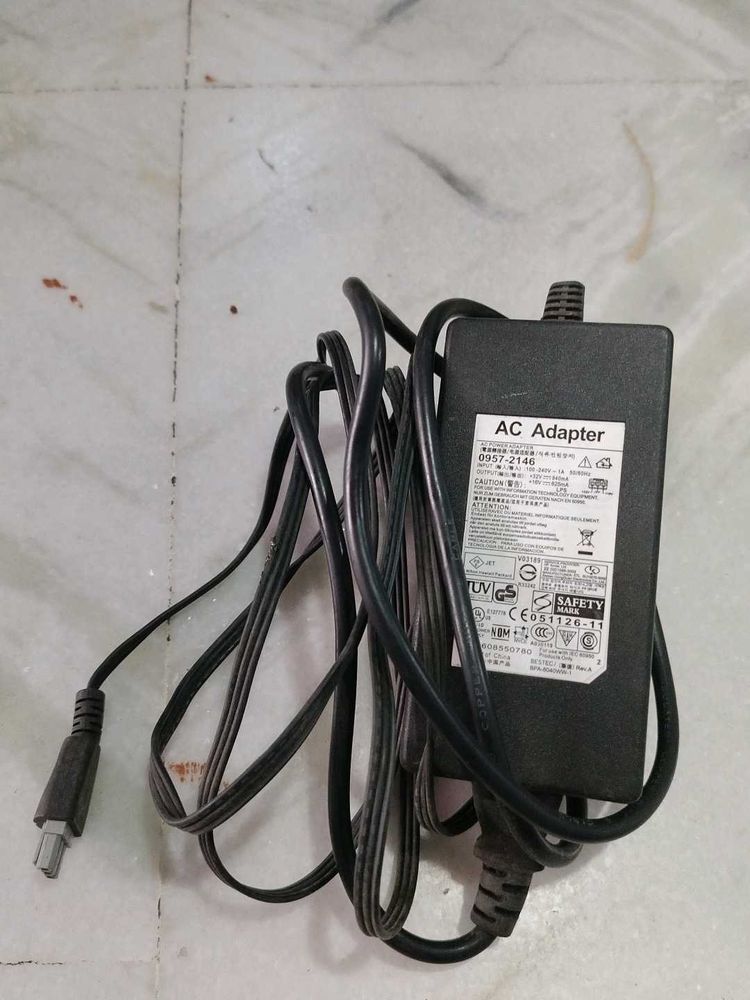 AC Adapter
