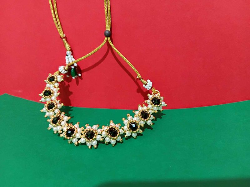 Elegant Black &amp; Pearl Necklace