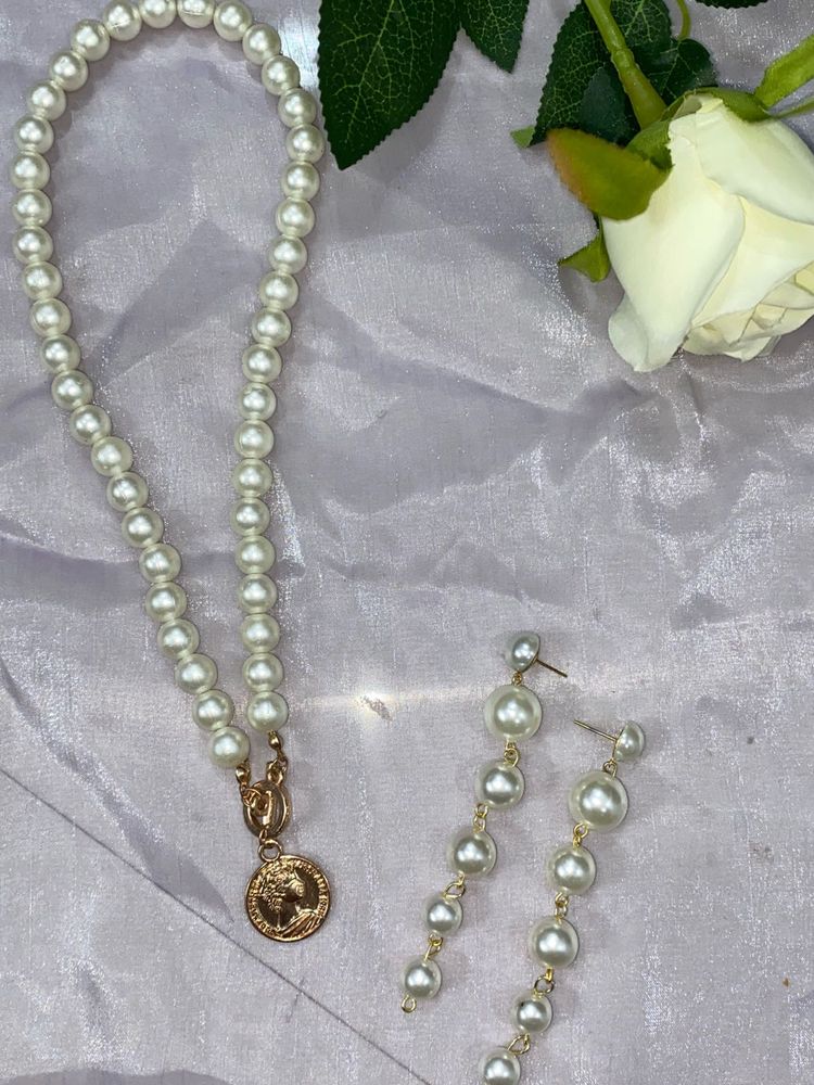 pearl earring and necklace combo