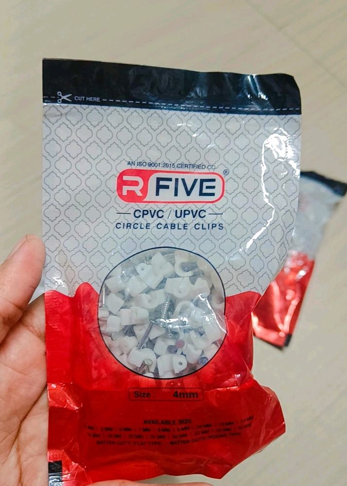 Brand New R Five  Company Circle Cable Clips (1pack)