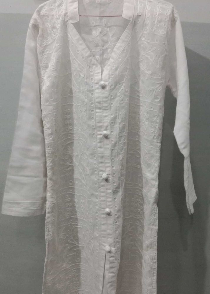 White Embroided Kurta Pajama