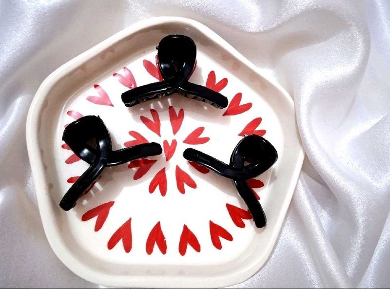 5 Black Korean Claw