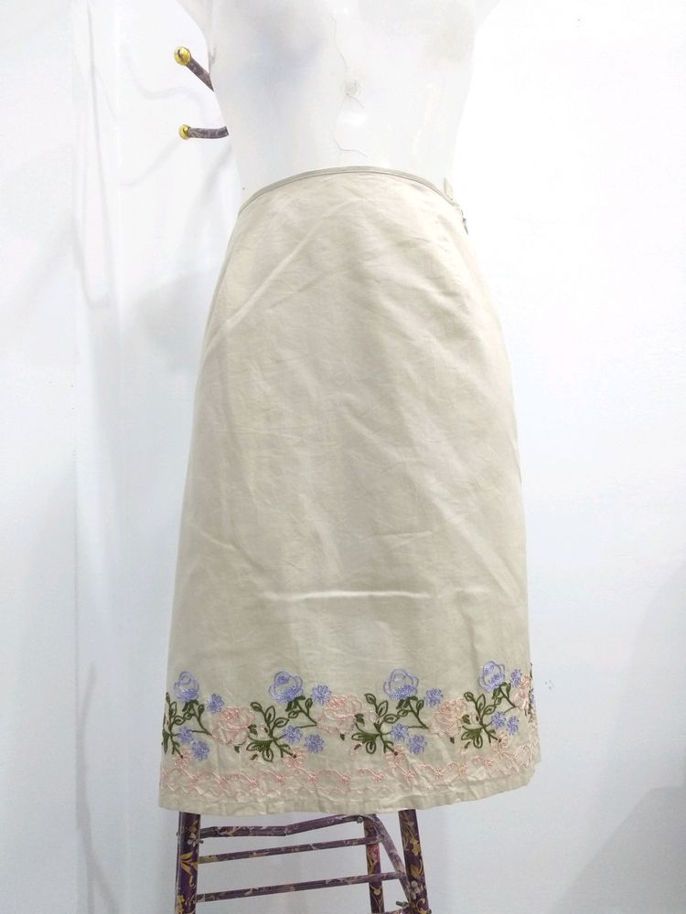 Creamy Embroidered Skirt