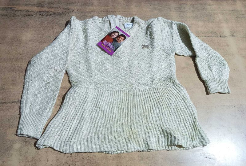 Adorable Girls&#39; Knit Tunic Top