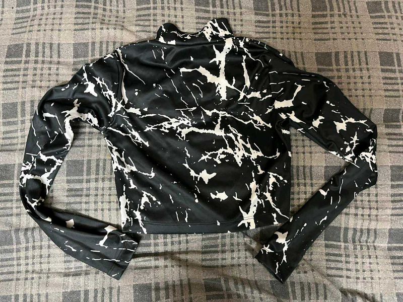 Marble Print Long Sleeve Top