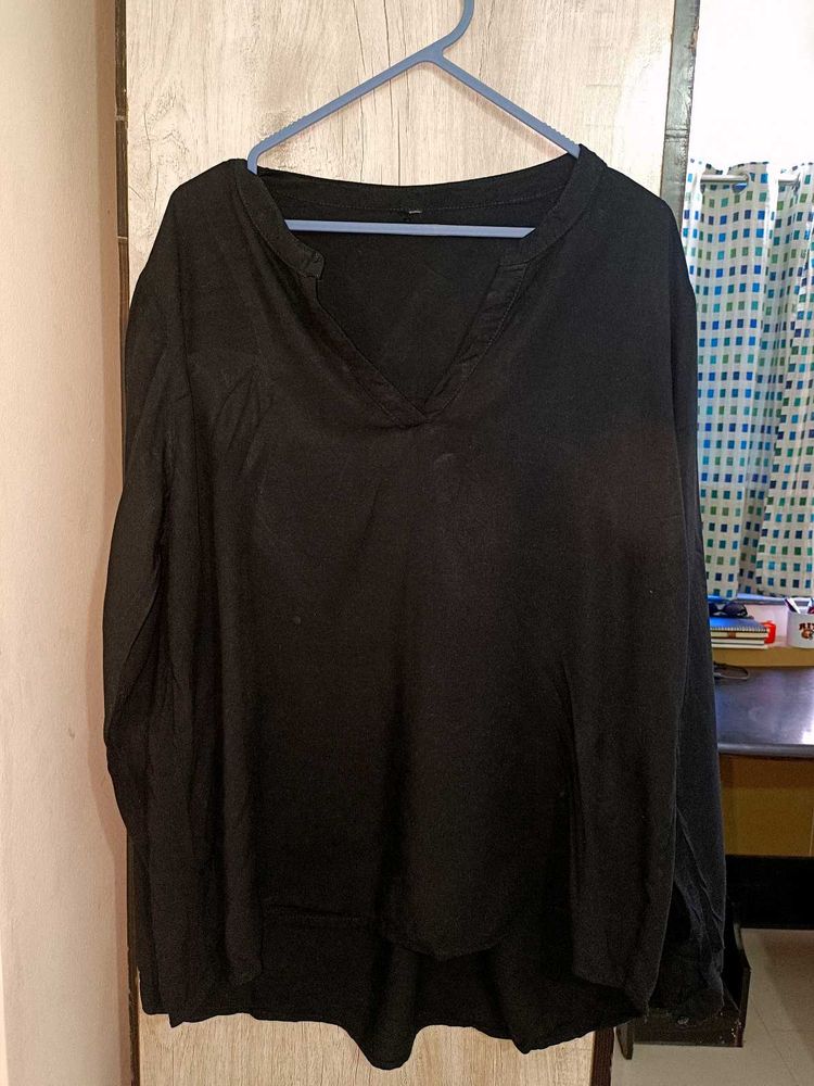 Black V-Neck Long Sleeve Top