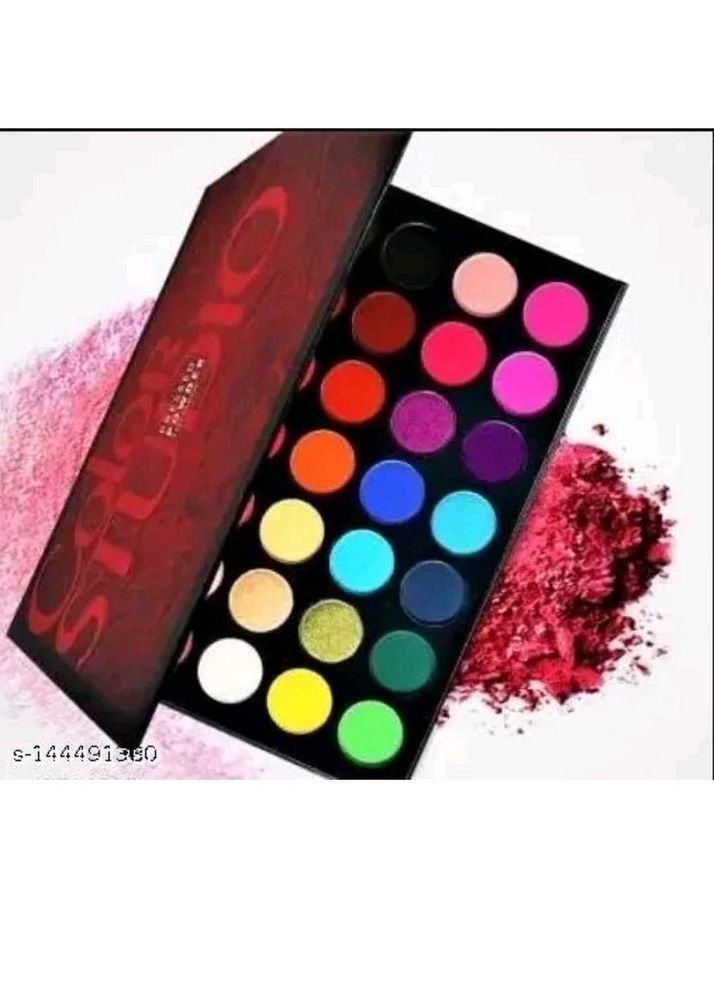 Studio Makeup Palette