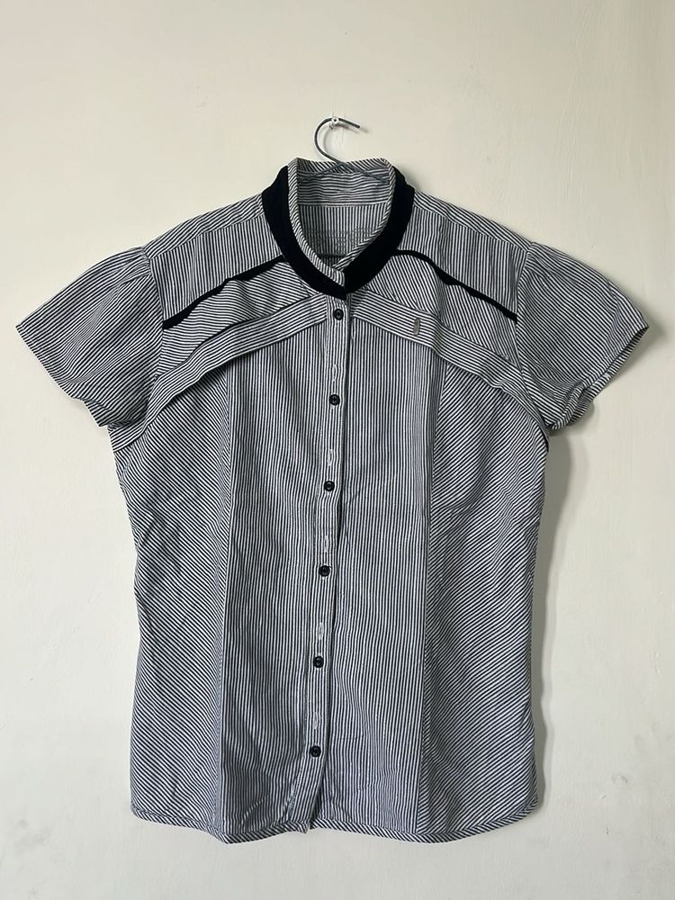 Striped Women&#39;s Top
