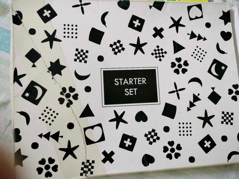 Baby Starter Set - Black &amp; White Cards   A4 Size