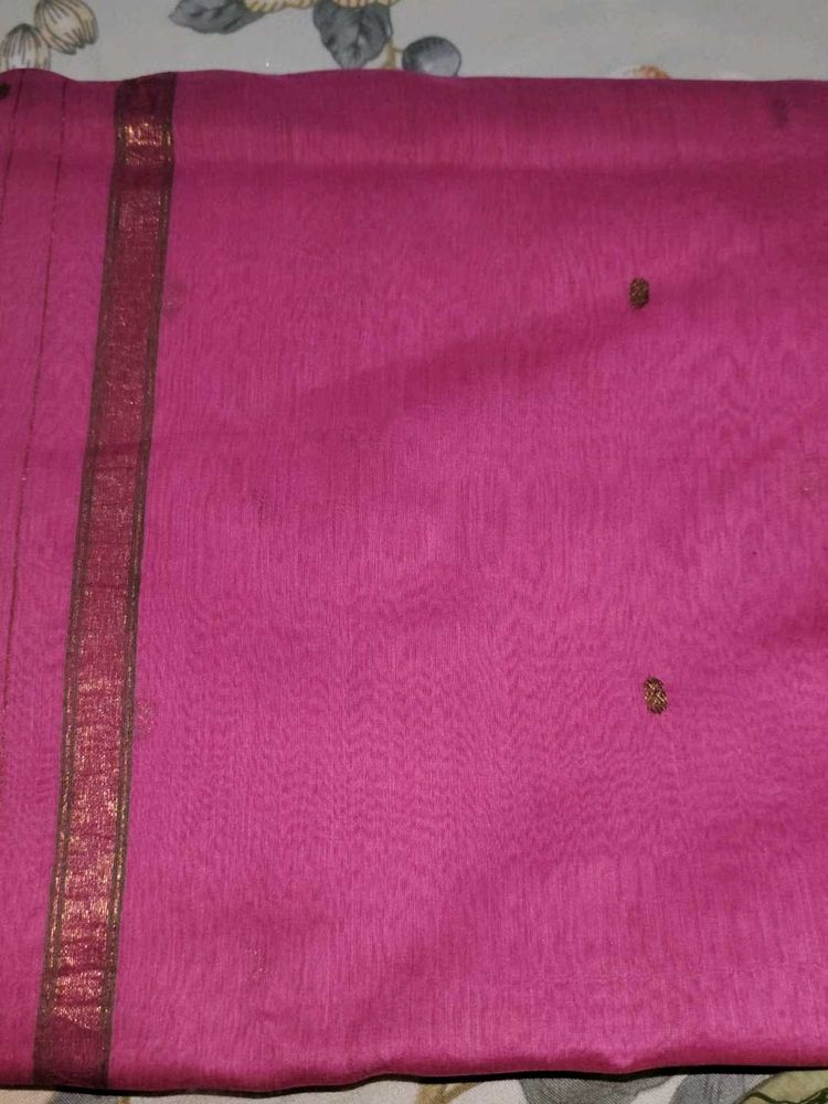 i am selling pink 🩷 cotton saree with Blouse