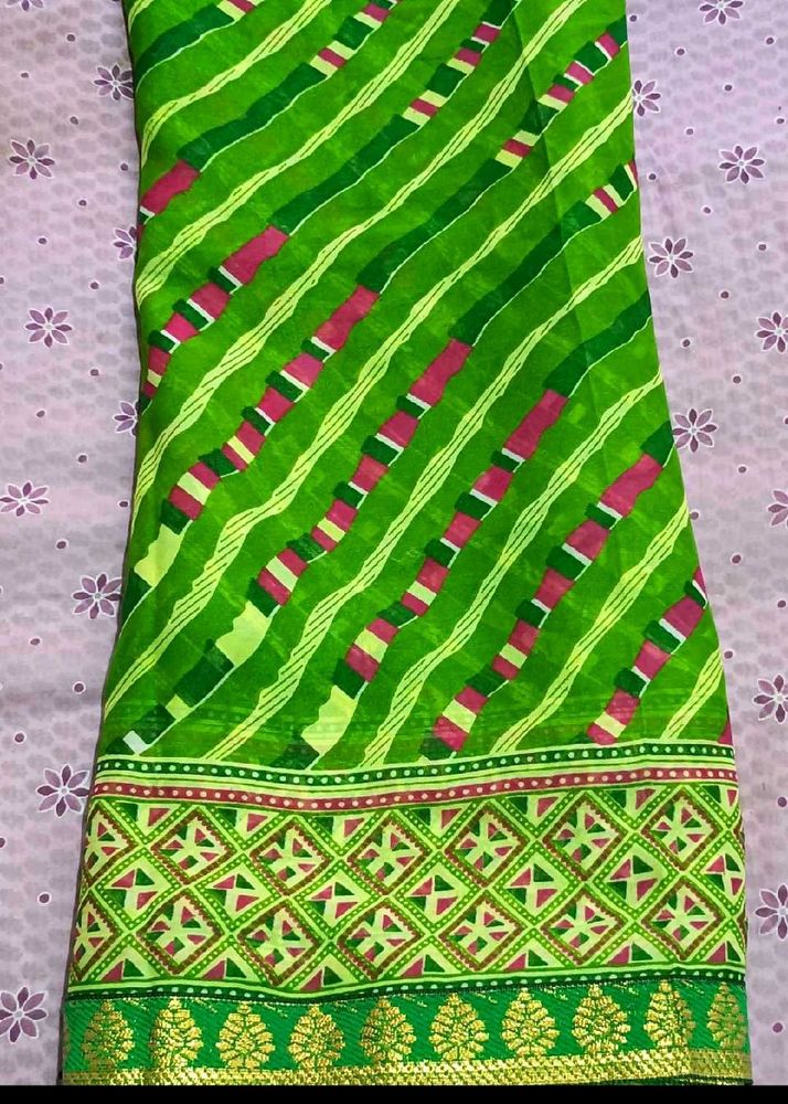 4 Leharya Printed Saree With Blouse