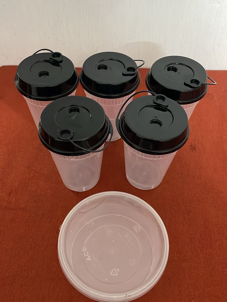 Parcel Containers 5 Cups And 1 Small Container