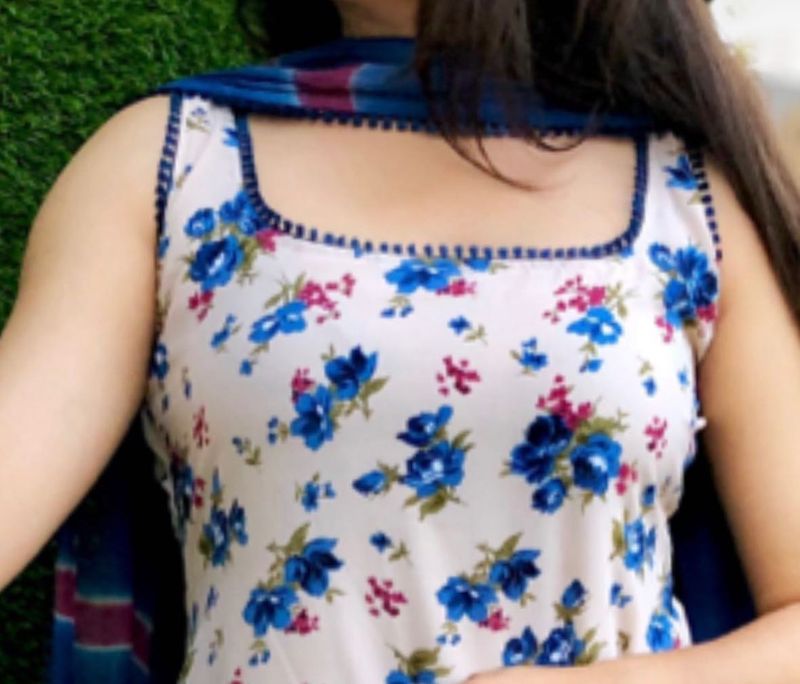 New Floral Printed Georgette Designer Suit