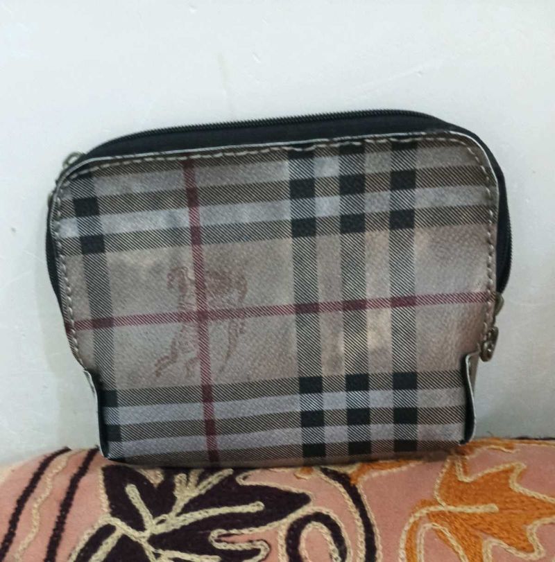 AUTHENTIC Burberry Womens Wallet