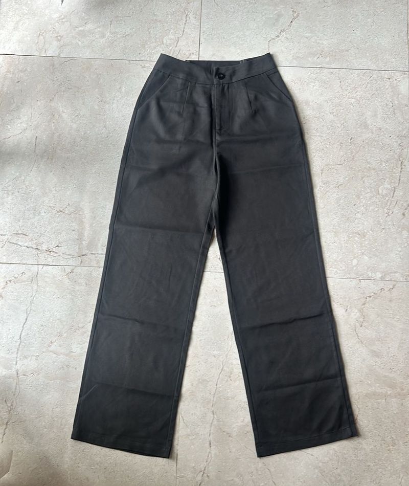 Elegant Black Wide Leg Trousers