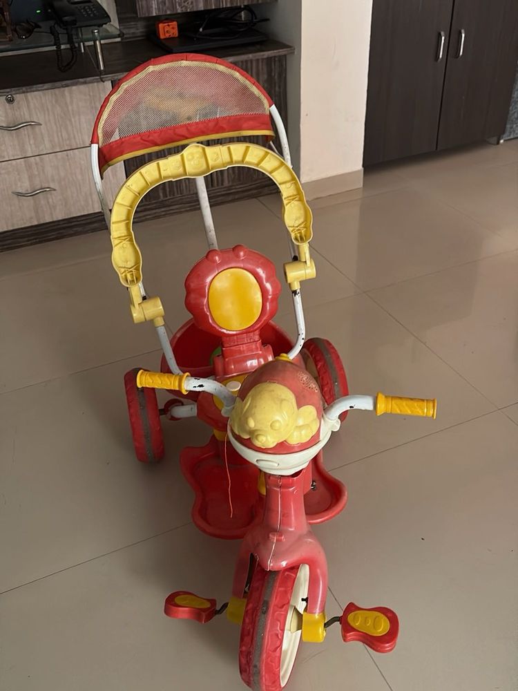 Kids' Ride-On Tricycle