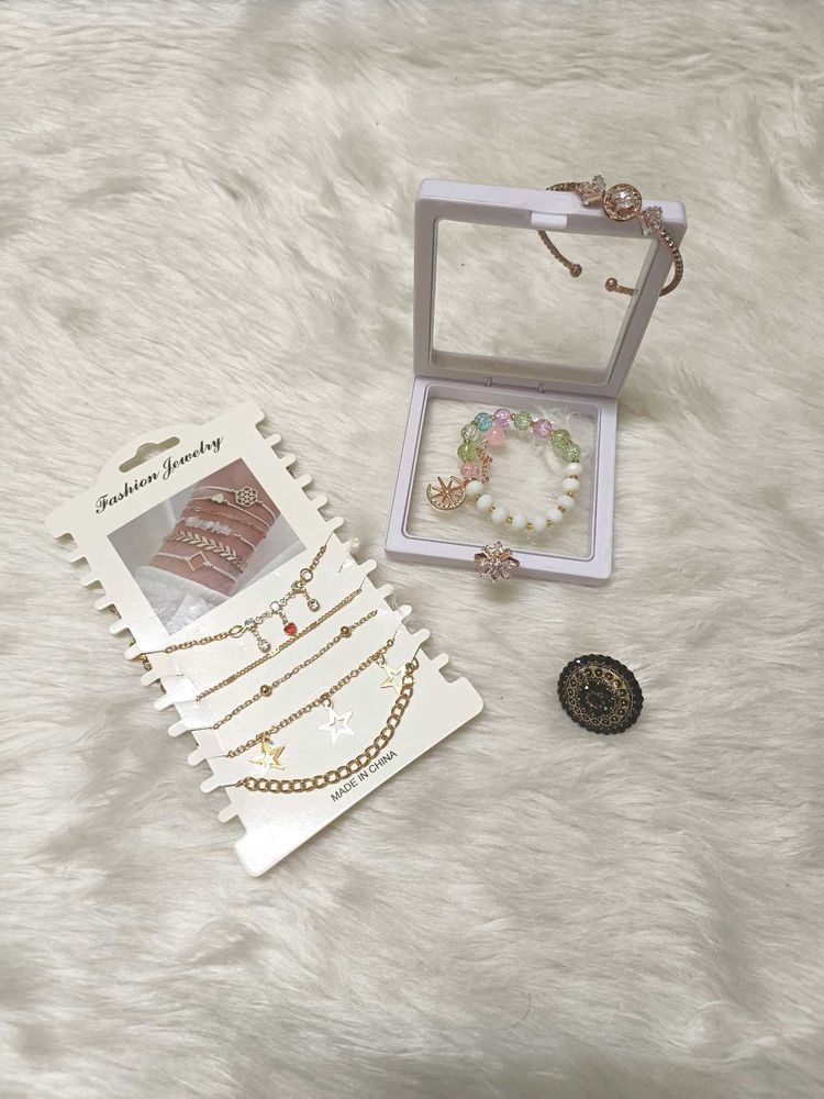 🆕 Jewellery Hamper