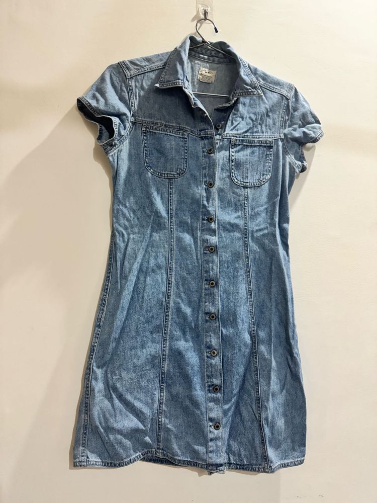 Denim Shirt Dress - Casual Chic