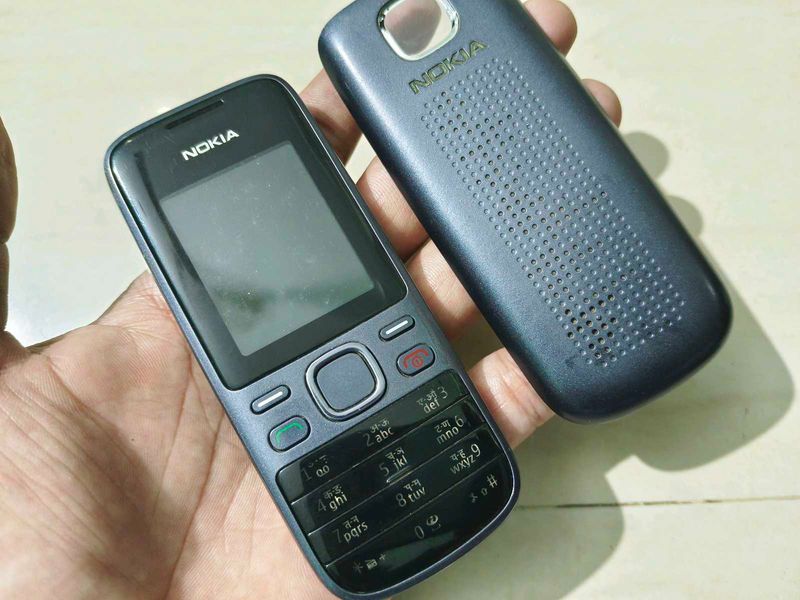 Classic Nokia Feature Phone