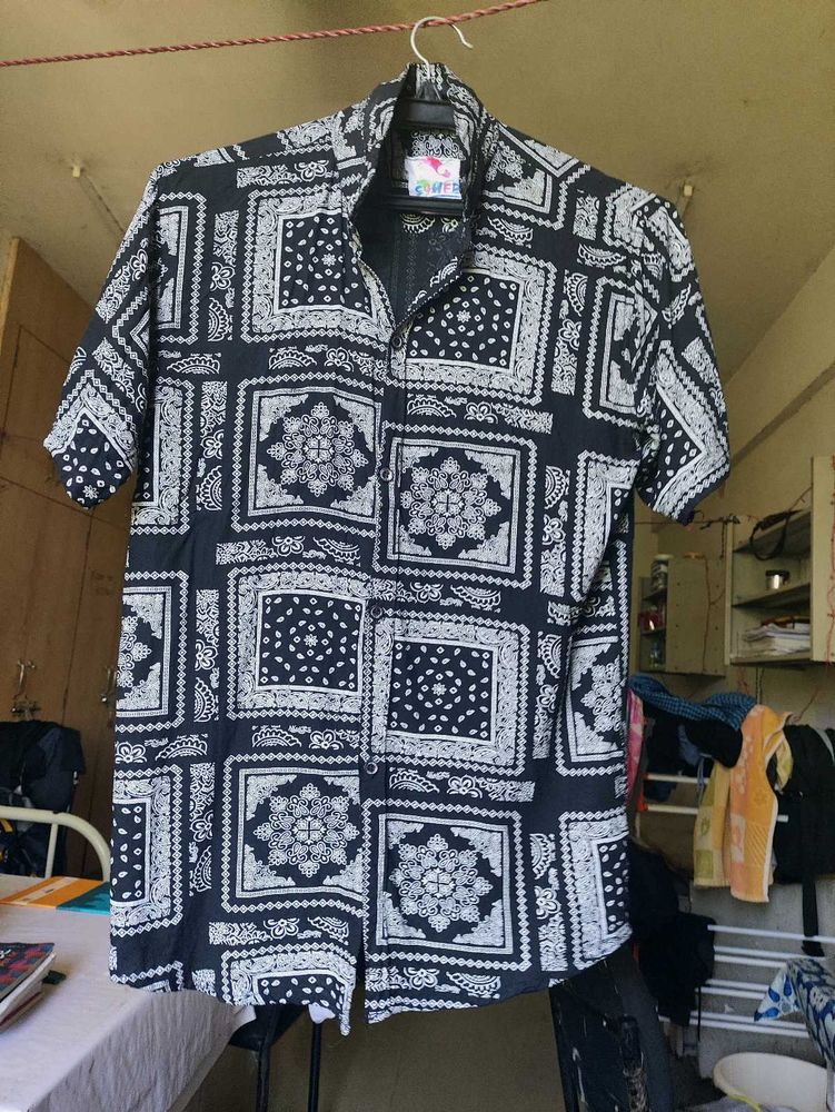 B&amp;W Bandana Casual Shirt
