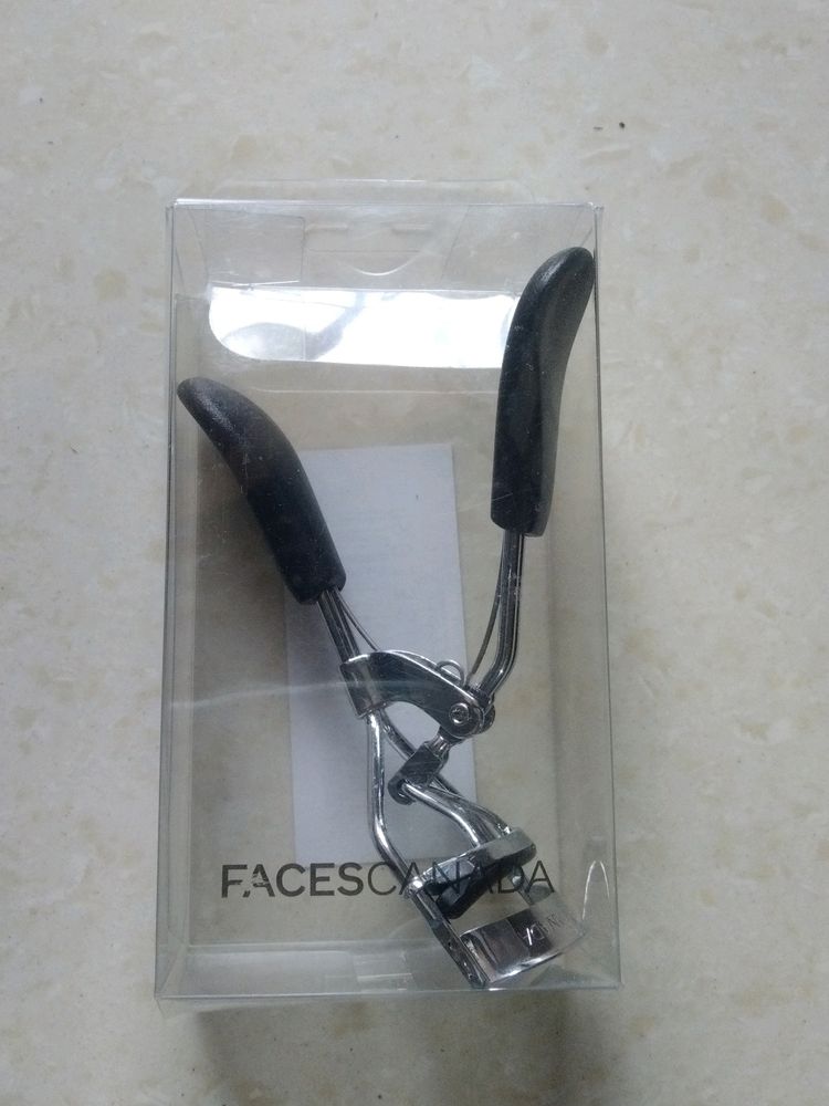 Faces Canada Eye Lashes Curler....