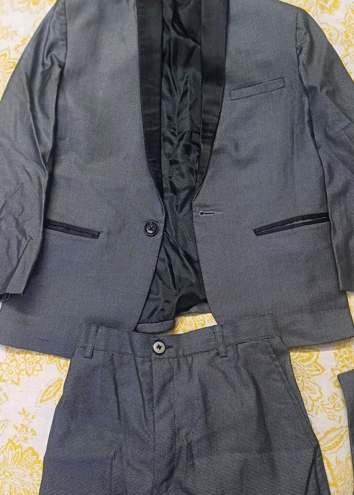 Boy&#39;s Formal Suit Set