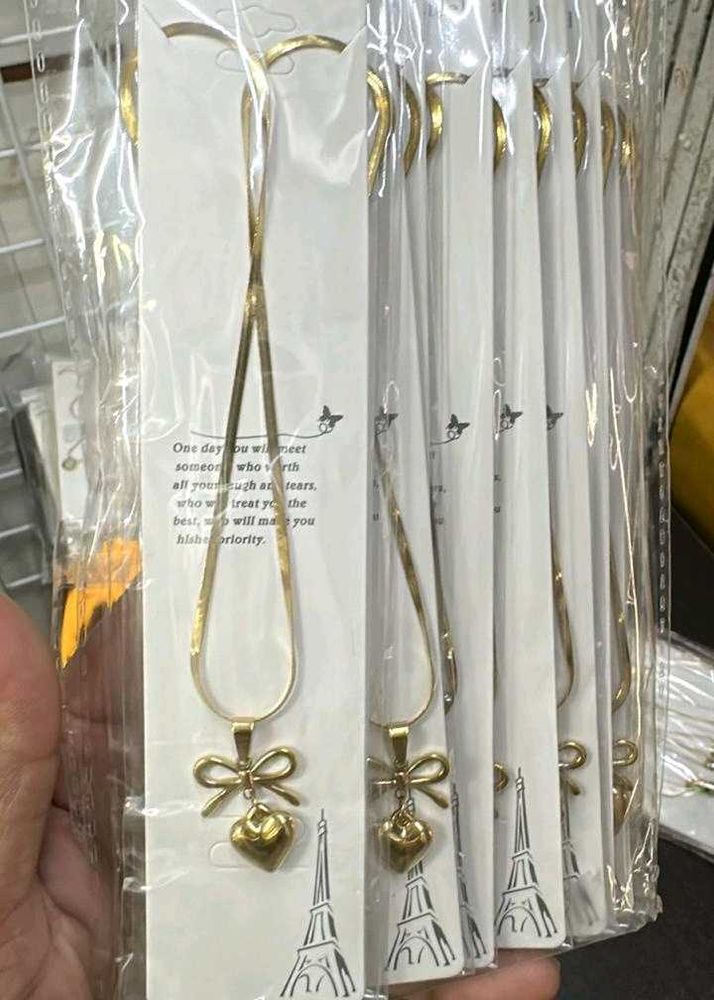 Anti Tarnish Gold Heart &amp; Bow Necklace