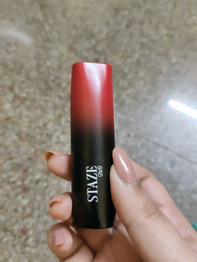 Staze Lipstick
