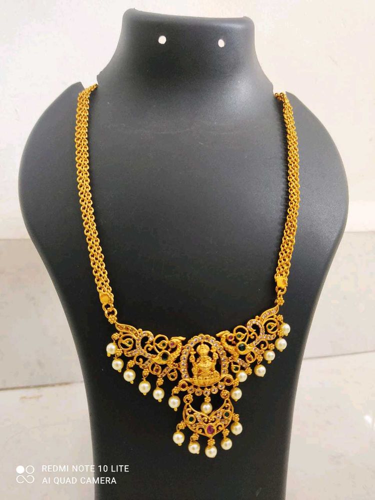 Medium Size Necklace