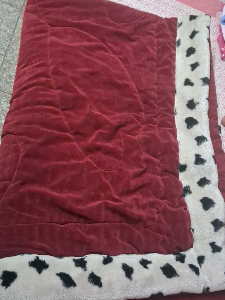 Cozy Maroon Comforter