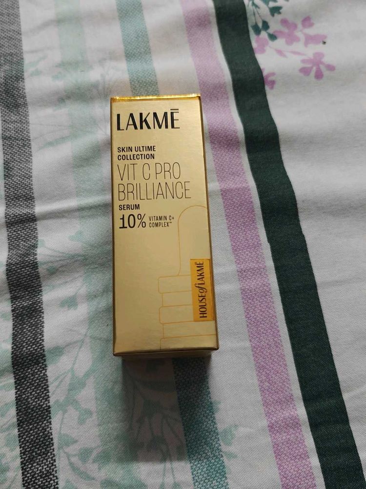 Lakme Vit C Pro Brilliance Serum