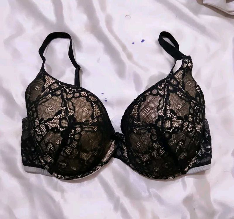 Lace Detail Bra