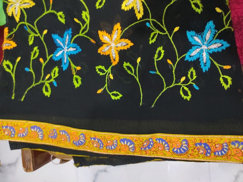 Beautiful Siffon Saree Thread Work