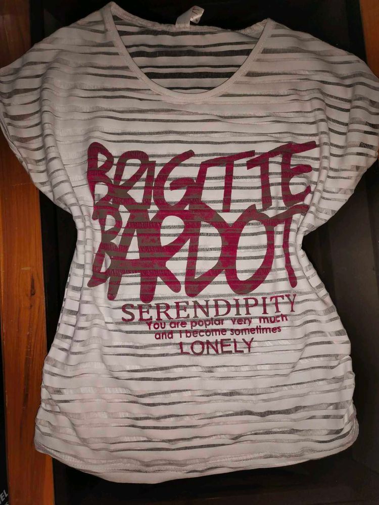 A white Lace Pink Shirt