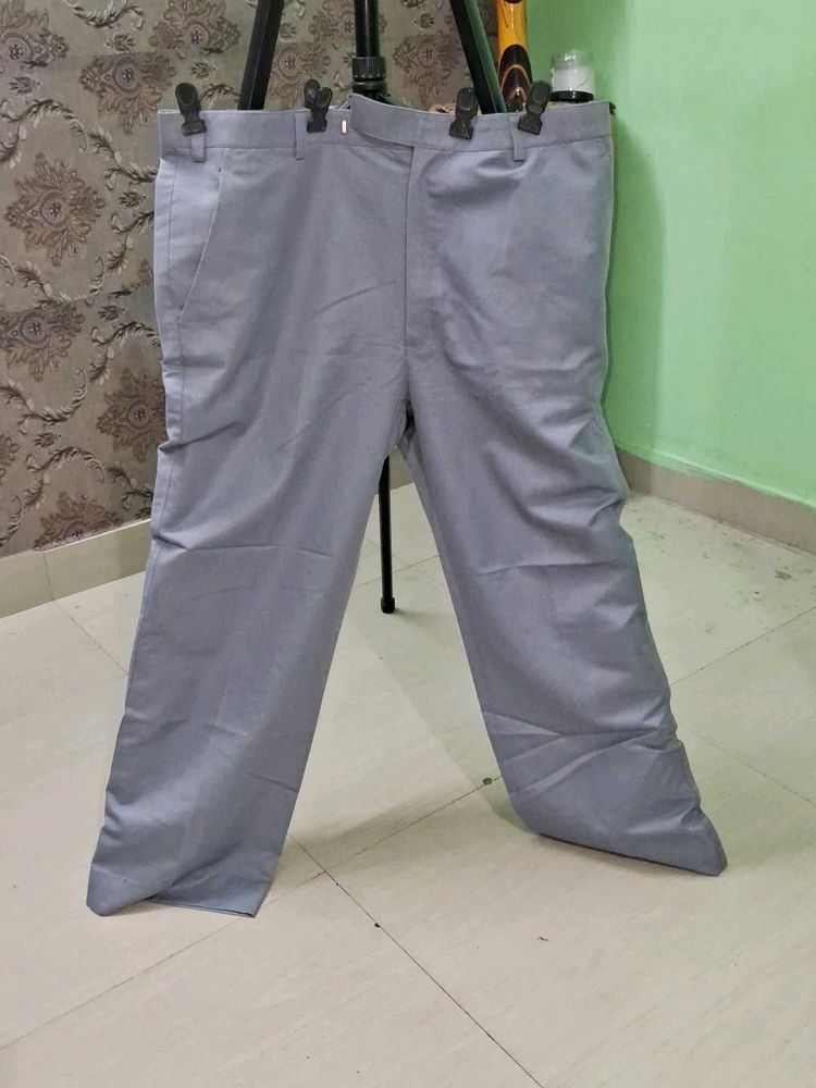 Men&#39;s Grey Pants
