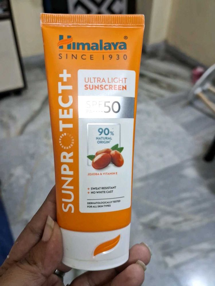 Himalaya Sunscreen SPF 50
