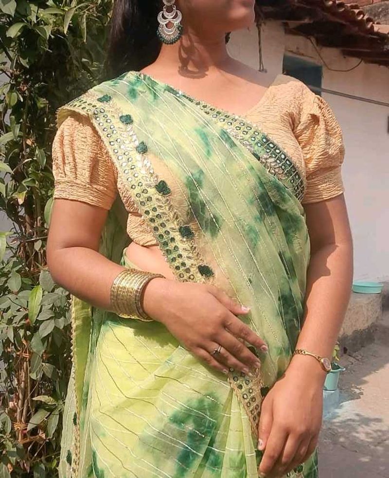 Green Tie-Dye Sari