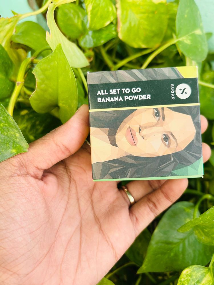 Banana Powder , Eye Liner , Kajal