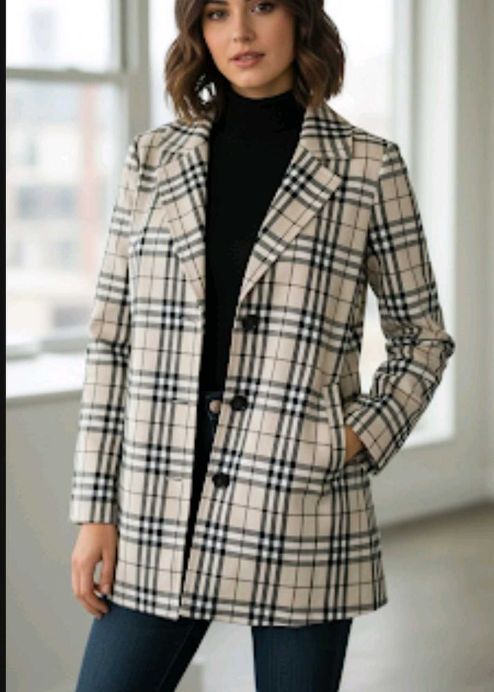 Plaid Blazer - Chic &amp; Stylish