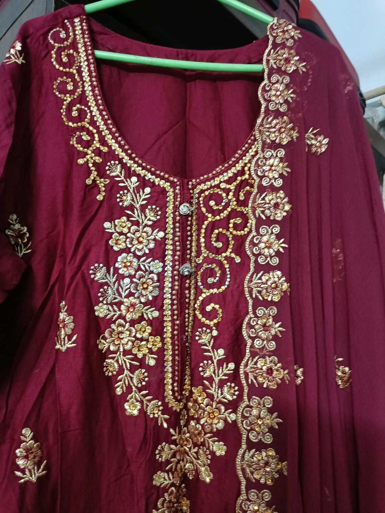 Elegant Embroidered Kurta Set
